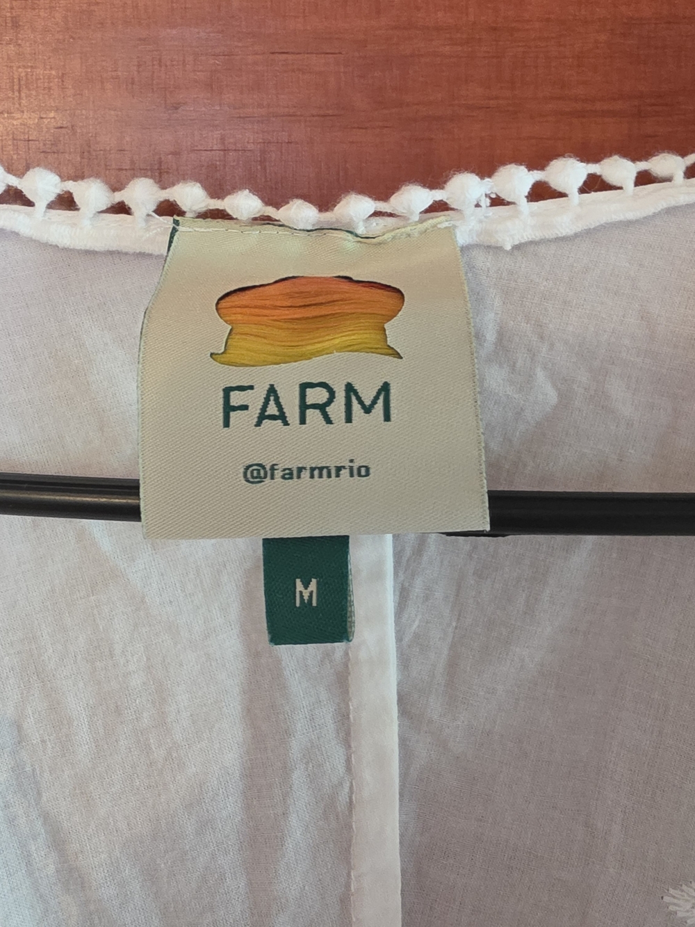 FARM Rio White Lace V-Neck Tunic Dress - Picture 3 of 10